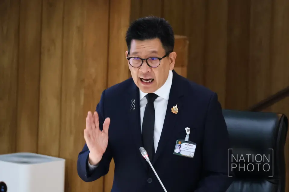  เอกนิติ นิติทัณฑ์ประภาศ รองนายกฯและรมว.คลัง ชี้แจกเหตุจำเป็นในการออก พ.ร.ก.กู้เงิน 4 แสนล้านบาท ต่อวุฒิสภา 