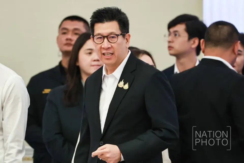 นายเอกนิติ นิติทัณฑ์ประภาศ รองนายกรัฐมนตรี และรัฐมนตรีว่าการกระทรวงการคลัง 
