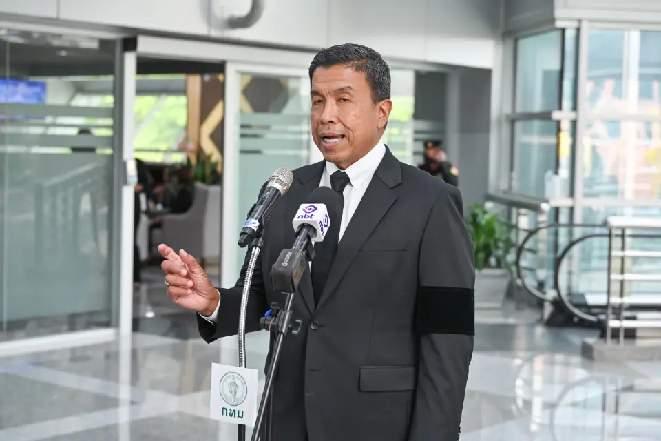 นายชัชชาติ สิทธิพันธุ์ ผู้ว่าราชการกรุงเทพมหานคร (กทม.)