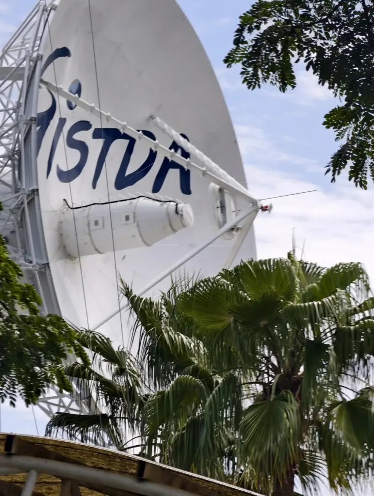 พาชมฐาน GISTDA ศรีราชา "ห้องสร้าง THEOS-3" ดาวเทียมฝีมือคนไทย 100%