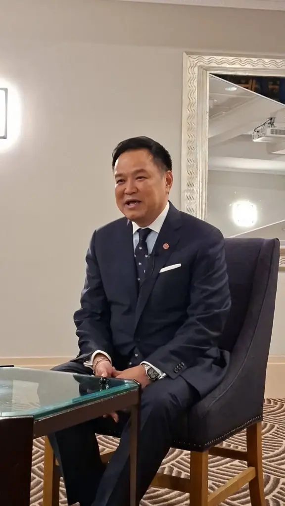 นายอนุทิน ชาญวีรกูล นายกรัฐมนตรีและรัฐมนตรีว่าการกระทรวงมหาดไทย