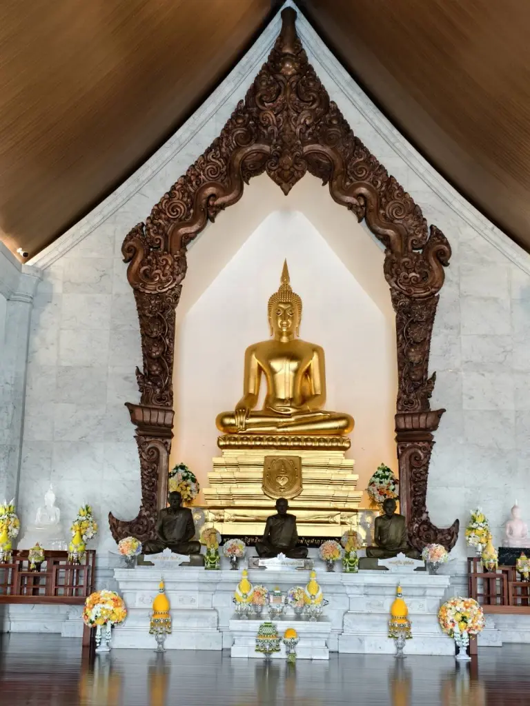 พาไปกราบ "พิพิธภัณฑ์ธรรมเจดีย์" อนุสรณ์ "หลวงตามหาบัว" จังหวัดอุดรธานี
