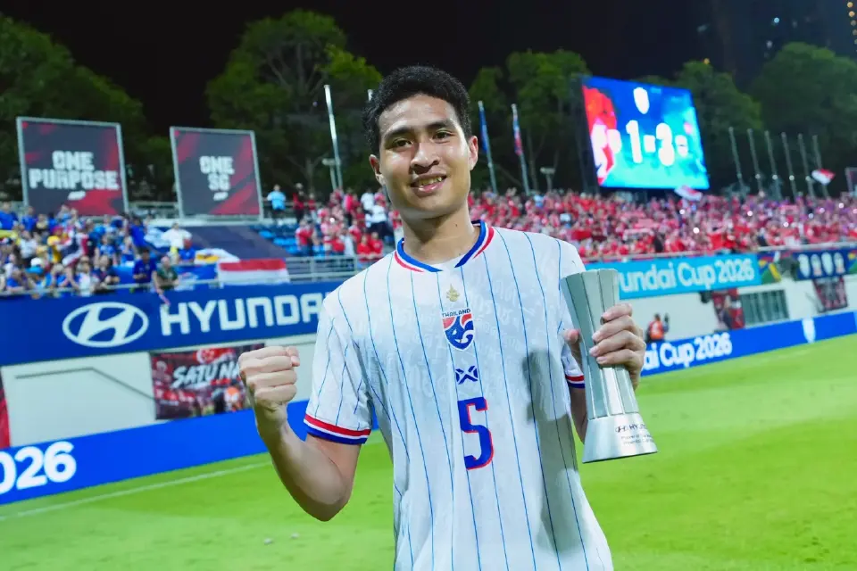 เสกสรรค์ ราตรี 