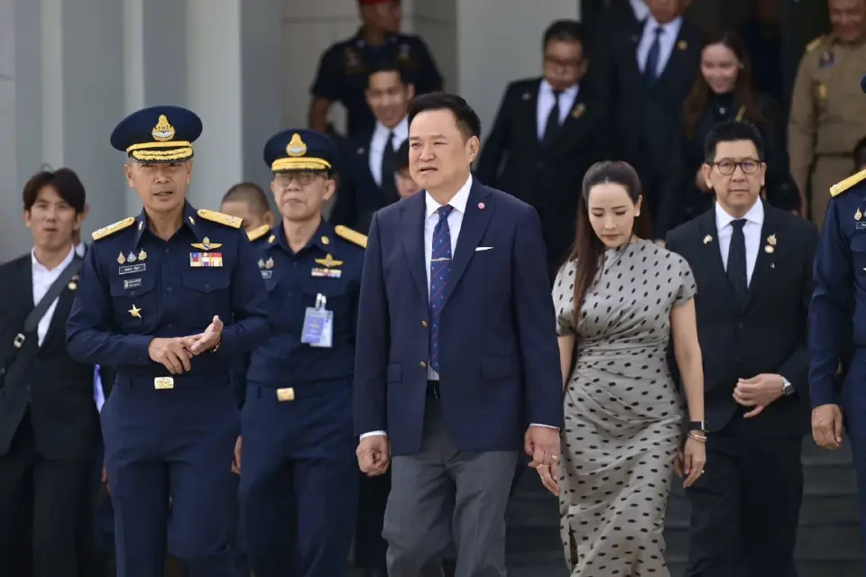 นายอนุทิน ชาญวีรกูล นายกรัฐมนตรีและรัฐมนตรีว่าการกระทรวงมหาดไทย พร้อมคณะ ออกเดินทางจากท่าอากาศยานกองบิน 6 ดอนเมือง (บน.6) ไปยังนครซิดนีย์ เครือรัฐออสเตรเลีย เพื่อเยือนออสเตรเลียอย่างเป็นทางการ 