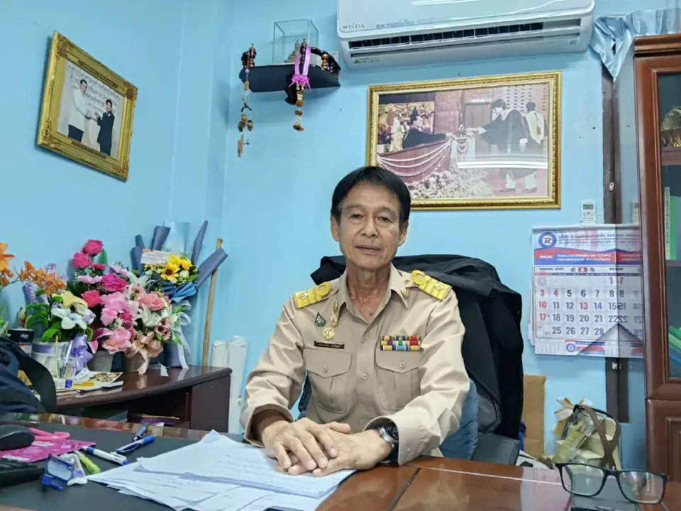 นายประสพชัย อารีวงศ์ นายกองค์การบริหารส่วนตำบลหนองปลาไหล อ.เขาย้อย จ.เพชรบุรี