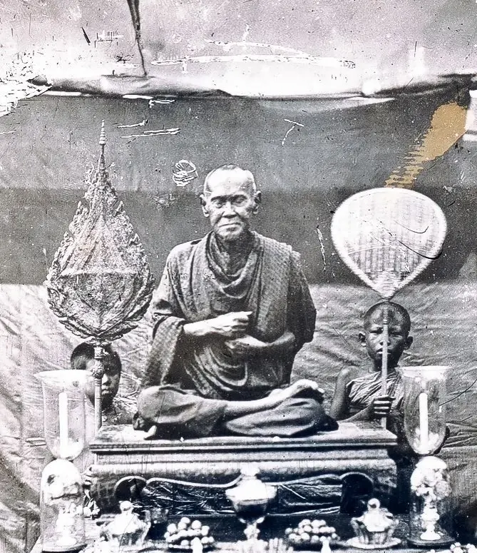 สมเด็จพระพุฒาจารย์ (โต พฺรหฺมรํสี) (ภาพจาก สำนักหอจดหมายเหตุแห่งชาติ กรมศิลปากร)