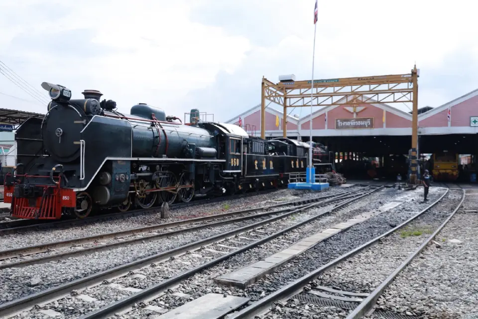 พื้นที่บริเวณโรงรถจักรรถไฟธนบุรีของการรถไฟแห่งประเทศไทย (รฟท.) 