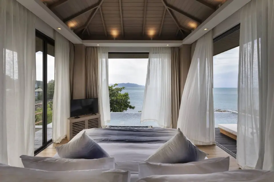 เปิด 10 รีสอร์ตริมชายหาดและเกาะที่ดีที่สุดในไทย 2026 เคปฟาน เกาะสมุย เจ๋งคว้า TOP 2