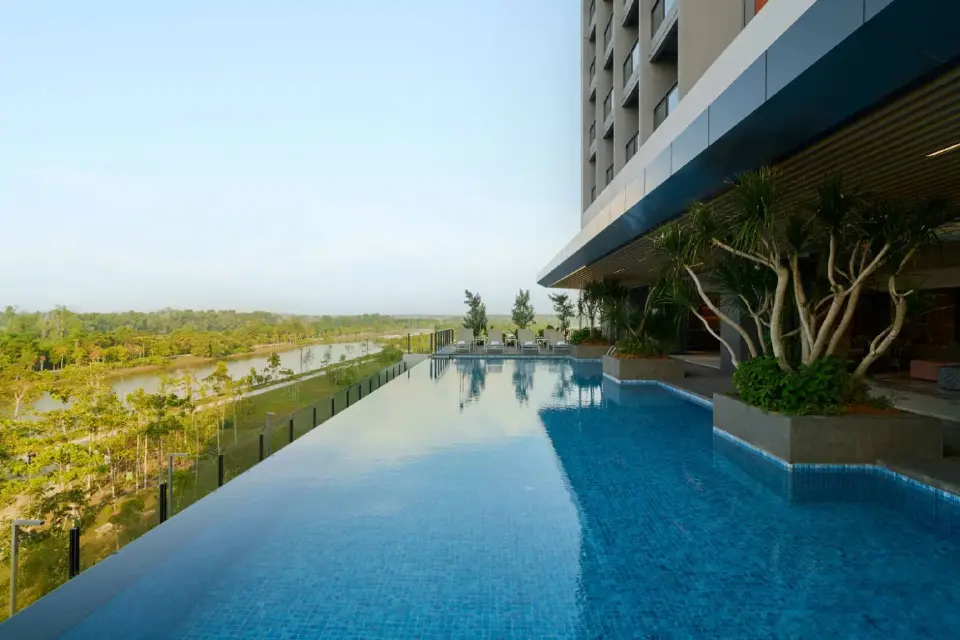 โรงแรมอาศัย กามูดา โคฟ (ASAI Gamuda Cove)