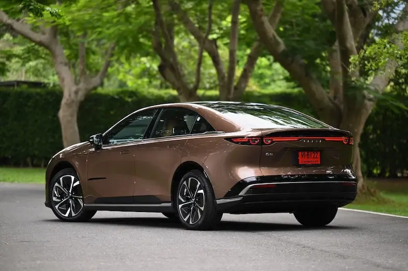 รีวิว Mazda 6e สมรรถนะดี ต่อยอดมาจากฉางอาน