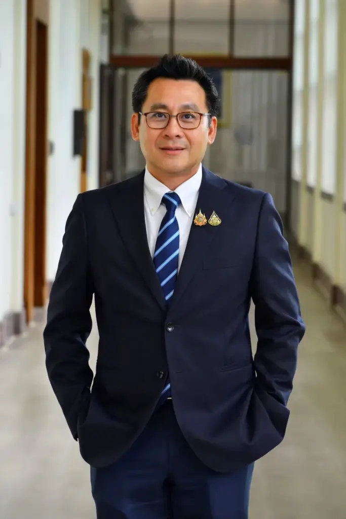ที่ประชุมคณะรัฐมนตรีมีมติแต่งตั้ง นายปิยพงษ์ จิวัฒนกุลไพศาล อธิบดีกรมทางหลวง(ทล.) ให้ดำรงตำแหน่งปลัดกระทรวงคมนาคมแทน นายชยธรรม์ พรหมศร ที่จะเกษียณอายุราชการในวันที่ 30 ก.ย.2569