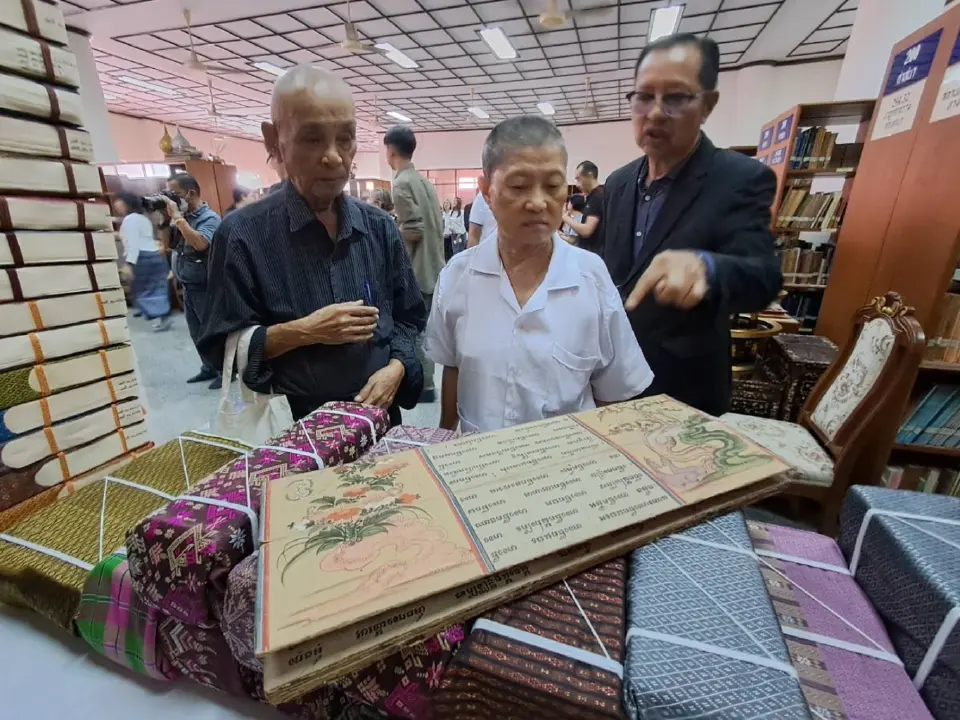 กรมศิลป์ พบคัมภีร์ใบลานยุคอยุธยาอายุ 307 ปี ที่วัดจักรวรรดิ