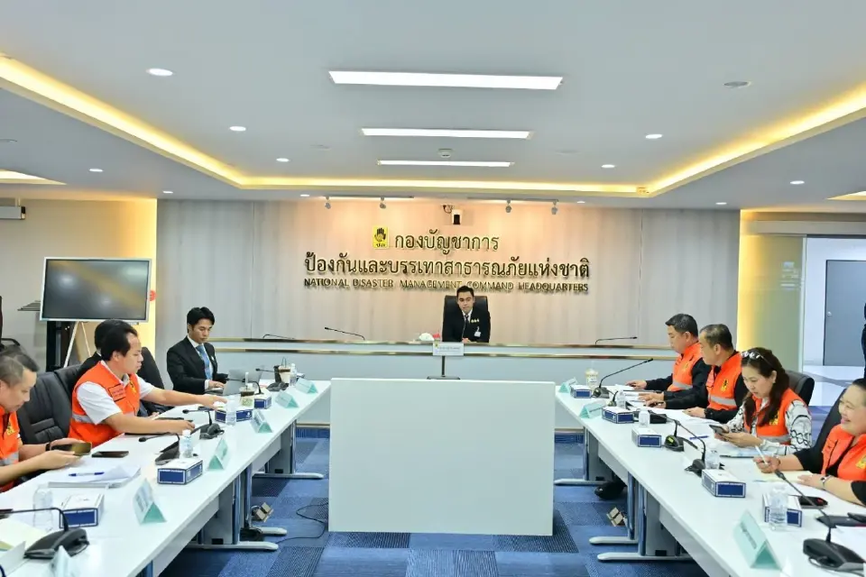 นายเจเศรษฐ์ ไทยเศรษฐ์ รัฐมนตรีช่วยว่าการกระทรวงมหาดไทย(มท.3) เป็นประธาน การประชุมติดตามสถานการณ์สาธารณภัย (Situation Awareness Team : SAT) ผ่านระบบวิดีโอคอนเฟอเรนซ์ 