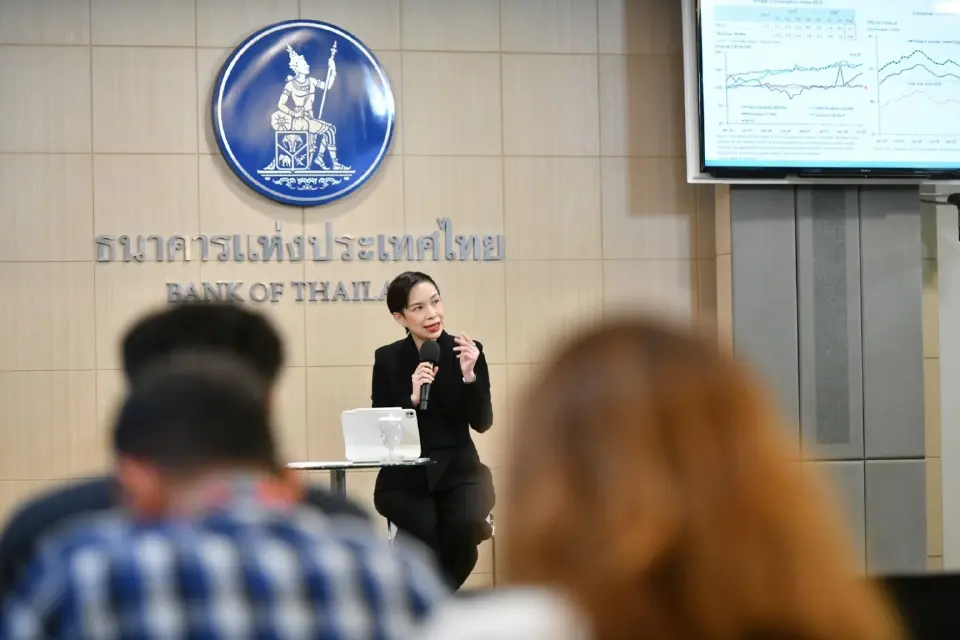 ธปท.จับตาน้ำท่วมยืดเยื้อ กระทบ GDP 0.03-0.1%  ห่วงหนี้ครัวเรือนพุ่ง