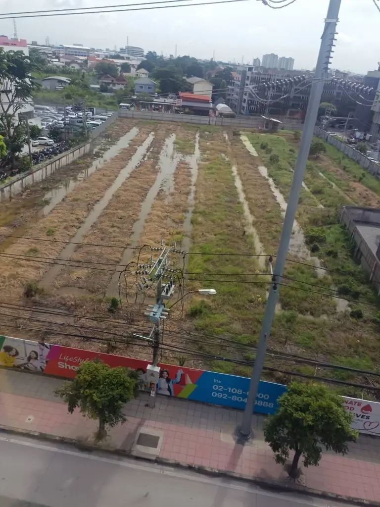 ที่ดินรอพัฒนาติดสถานีกลันตัน 