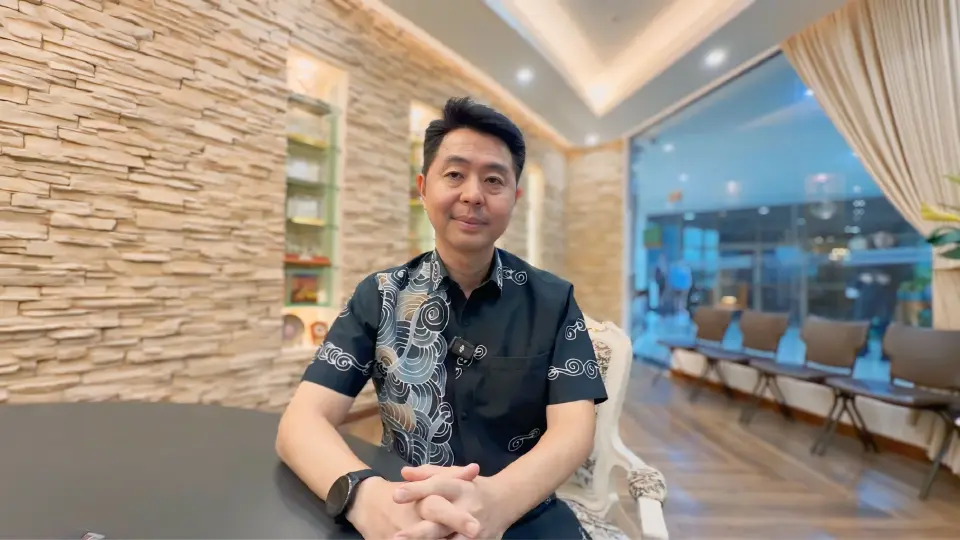ปรเมศวร์ งามพิเชษฐ์ นายกเมืองพัทยา