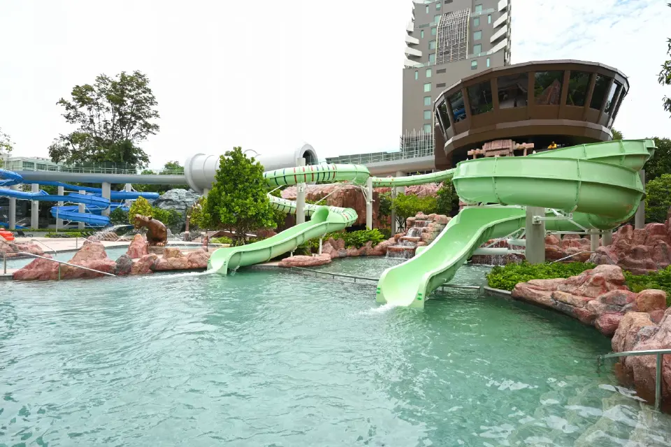 เปิดวาร์ป Grande Centre Point Voyage Pattaya  ฟินเวอร์โรงแรมสวนน้ำ พัทยา สุดอลังการ