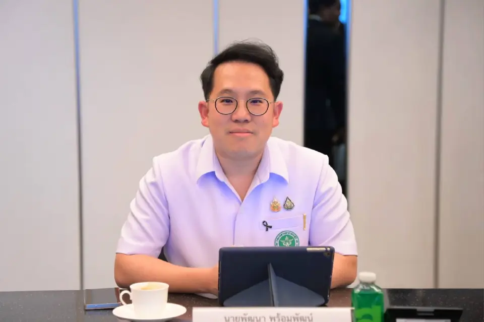 นายพัฒนา พร้อมพัฒน์ รัฐมนตรีว่าการกระทรวงสาธารณสุข