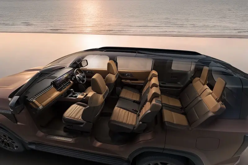 ภายในเบาะ 3 แถว 7 ที่นั่งของ All-New Pajero