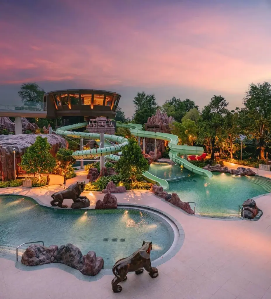 Grande Centre Point Voyage Pattaya  โรงแรมสวนน้ำ พัทยา สุดอลังการ