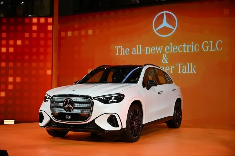 Mercedes-Benz GLC EV ยังขายคู่ไปกับรุ่นเครื่องยนต์ดีเซล GLC 220 d 4MATIC ต่อไป 