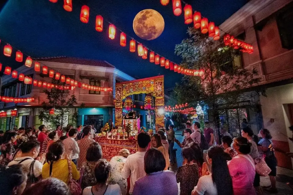 เทศกาลไหว้พระจันทร์กลางกรุง “จันทร์ฉาย ณ เลื่อนฤทธิ์” Moonlight at Luenrit