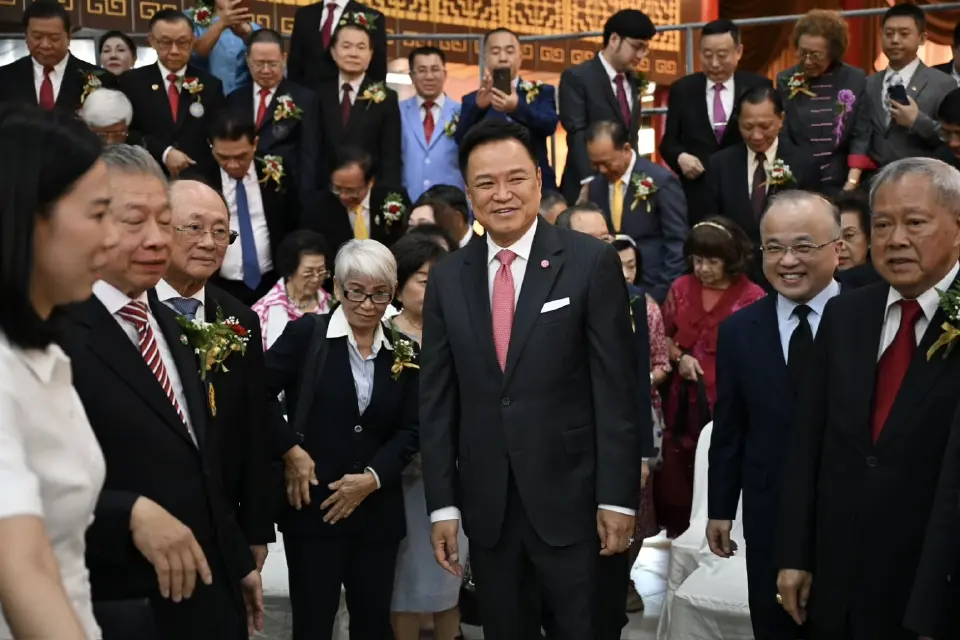 นายอนุทิน ชาญวีรกูล นายกรัฐมนตรีและรัฐมนตรีว่าการกระทรวงมหาดไทย เป็นประธานในพิธีเปิดงานเฉลิมฉลองครบรอบ 60 ปี การสถาปนาชมรม 9 สมาคมจีน