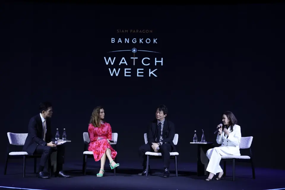 Global Moments Where Time, Culture and Community Converge