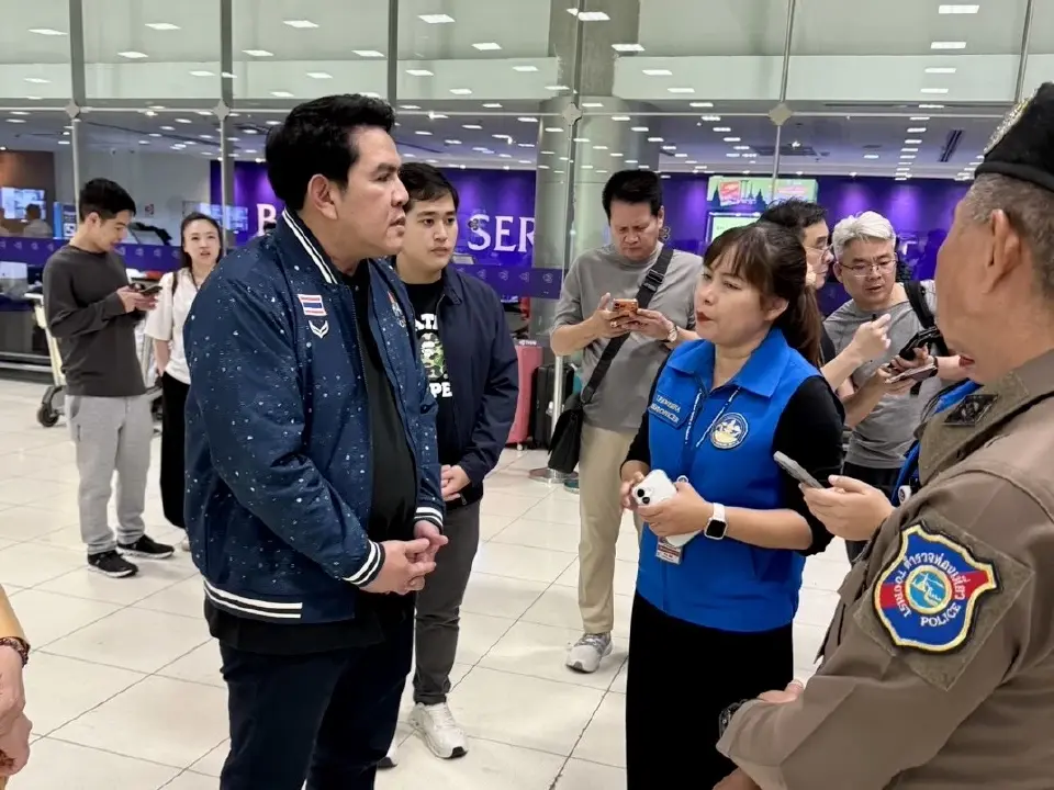 รมว.สุรศักดิ์ ห่วงสนามบินสุวรรณภูมิป่วน การบินไทย เร่งเคลียร์กระเป๋าผู้โดยสารตกค้าง