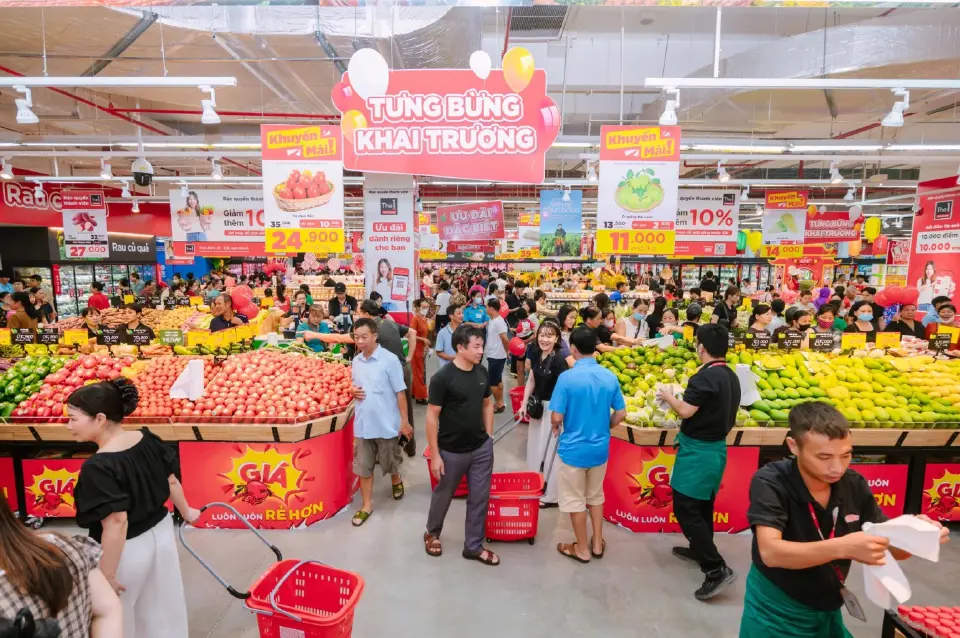 บรรยากาศการจับจ่ายในประเทศเวียดนาม 