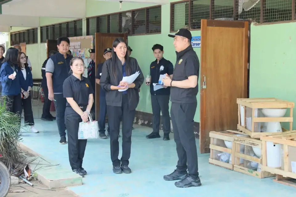 อธิบดีกรมชลประทาน ลุยน่าน สั่งฟื้นฟู 2 โรงเรียนปัว หลังน้ำลด