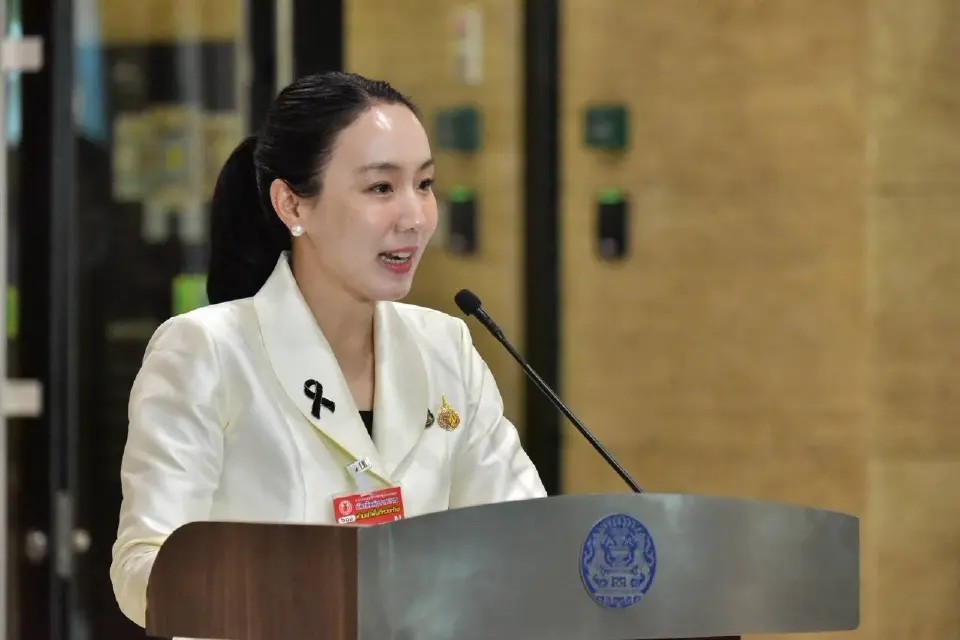 นางสาวลลิดา เพริศวิวัฒนา รองโฆษกประจำสำนักนายกรัฐมนตรี