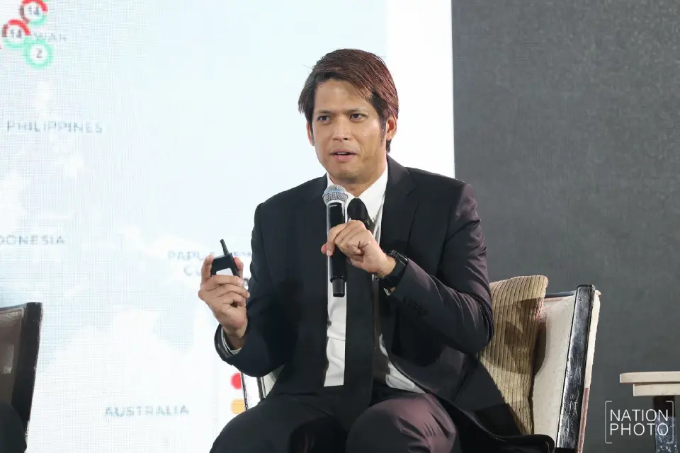 ผู้ช่วยศาสตราจารย์ ดร.ญาณิน สุขใจ อาจารย์ประจำภาควิชาวิศวกรรมเครื่องกล คณะวิศวกรรมศาสตร์ มหาวิทยาลัยเทคโนโลยีพระจอมเกล้าธนบุรี (มจธ.)ในงาน BIG ISSUE : PDP 2026 ENERGY GREEN POWER "พลิกโฉมพลังงานไทย สู่ฐานการผลิตสีเขียว" ที่ ห้อง Grand Ballroom โรงแรมเรเนซองส์ กรุงเทพ ราชประสงค์