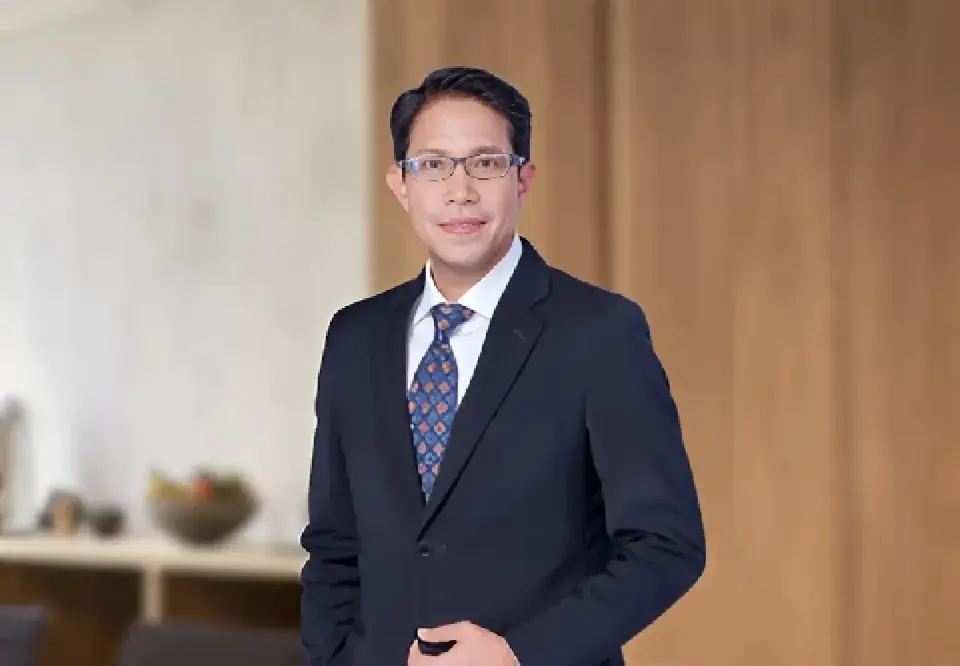 นายอัครินทร์ ประเทืองสิทธิ์ ประธานเจ้าหน้าที่บริหาร WHAUP 