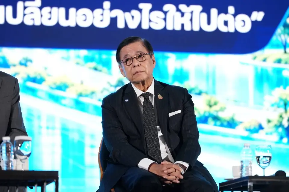 นายสีหศักดิ์ พวงเกตุแก้ว รองนายกรัฐมนตรีและรัฐมนตรีว่าการกระทรวงการต่างประเทศ 