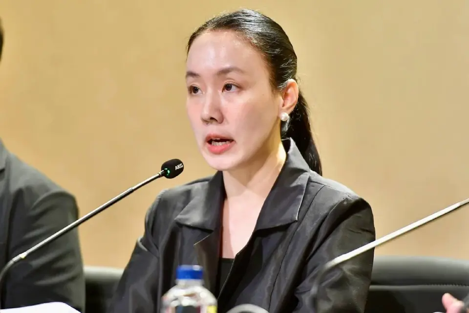 นางสาวลลิดา เพริศวิวัฒนา รองโฆษกประจำสำนักนายกรัฐมนตรี