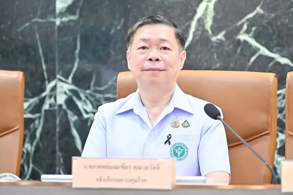 นายแพทย์มณเฑียร คณาสวัสดิ์ อธิบดีกรมควบคุมโรค