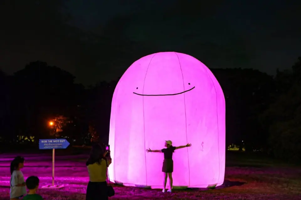เที่ยว 'สวนลุมพินี' ค่ำคืนแห่งแสงสี ดนตรี ฮิลกาย ฮิลใจ คอนเสิร์ต 46 ศิลปินสุดปัง 12 วันนี้
