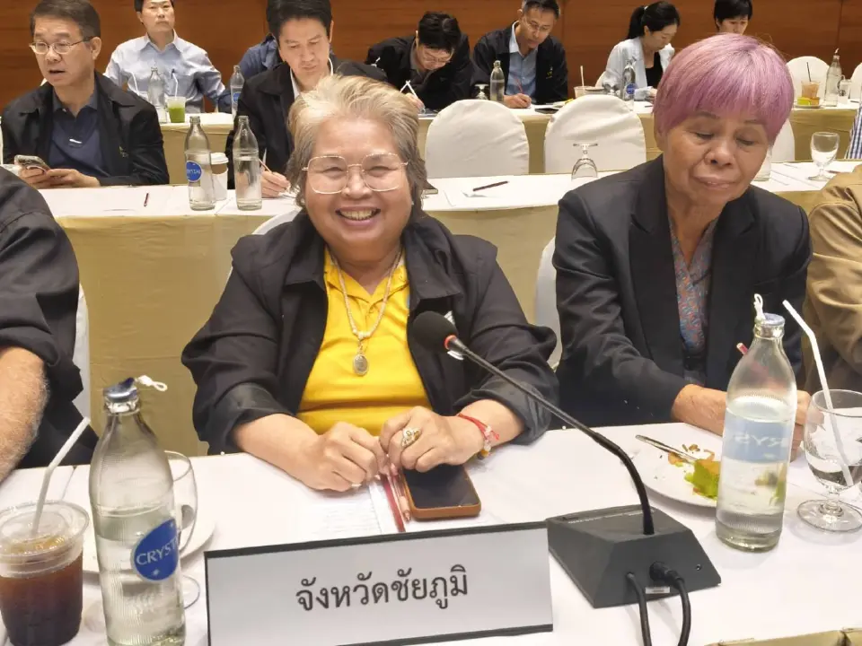 ข้าวหอมมะลิไทยหนาว  กัมพูชา-เวียดนาม รุกชิงตลาดสหรัฐฯ ชาวนา 18 จังหวัด ผนึกผู้ส่งออกสู้