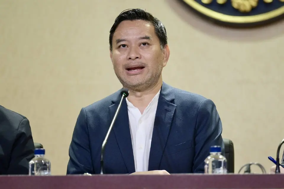 นายเอกภพ เพียรพิเศษ โฆษกประจำสำนักนายกรัฐมนตรี