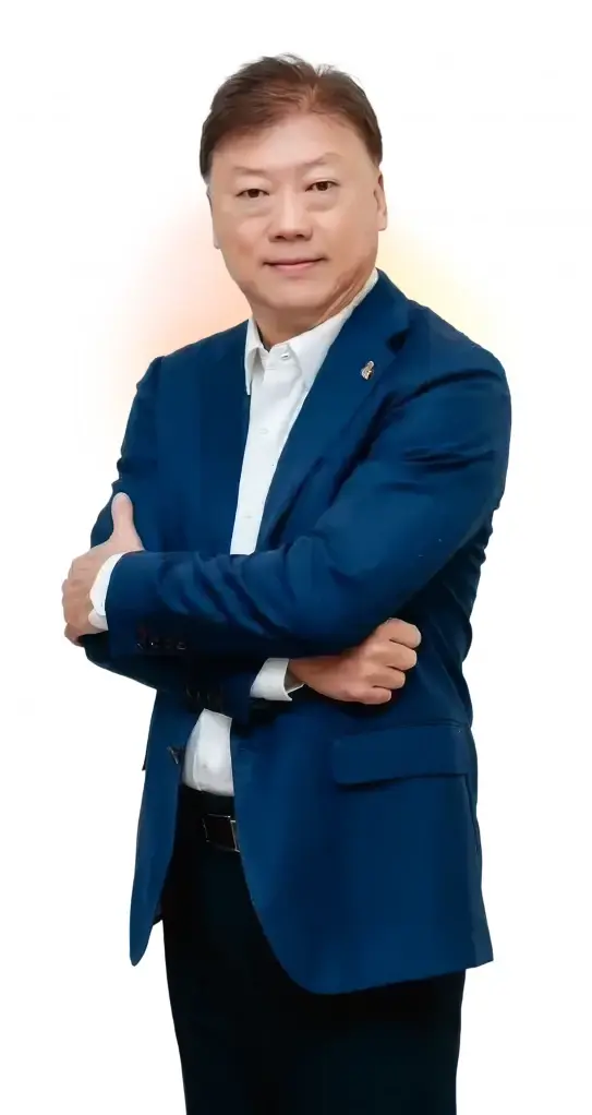 ธนากร เกษตรสุวรรณ ประธานสภาผู้ส่งสินค้าทางเรือแห่งประเทศไทย 