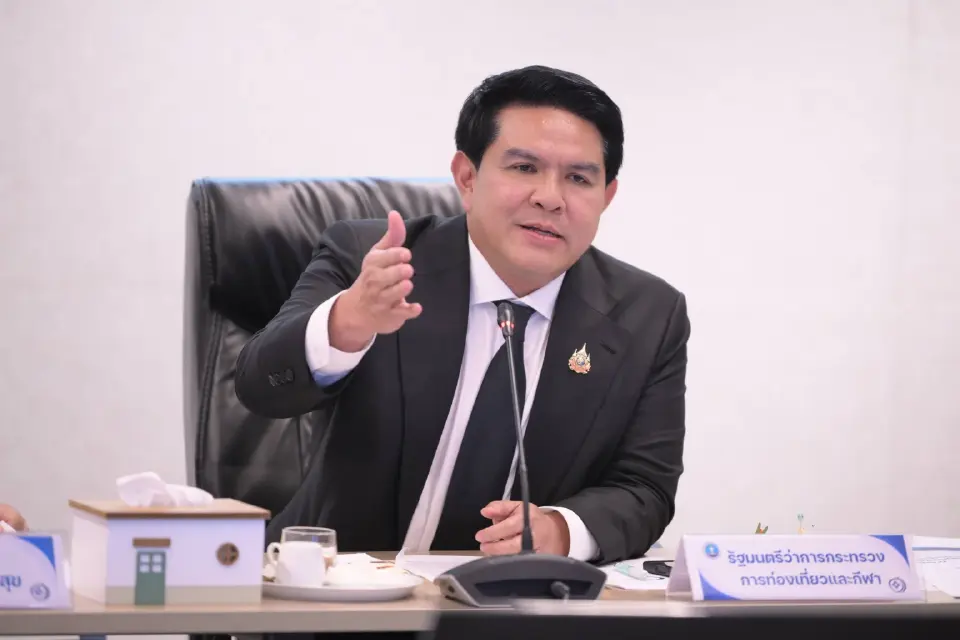 สุรศักดิ์ พันธ์เจริญวรกุล รัฐมนตรีว่าการกระทรวงการท่องเที่ยวและกีฬา 