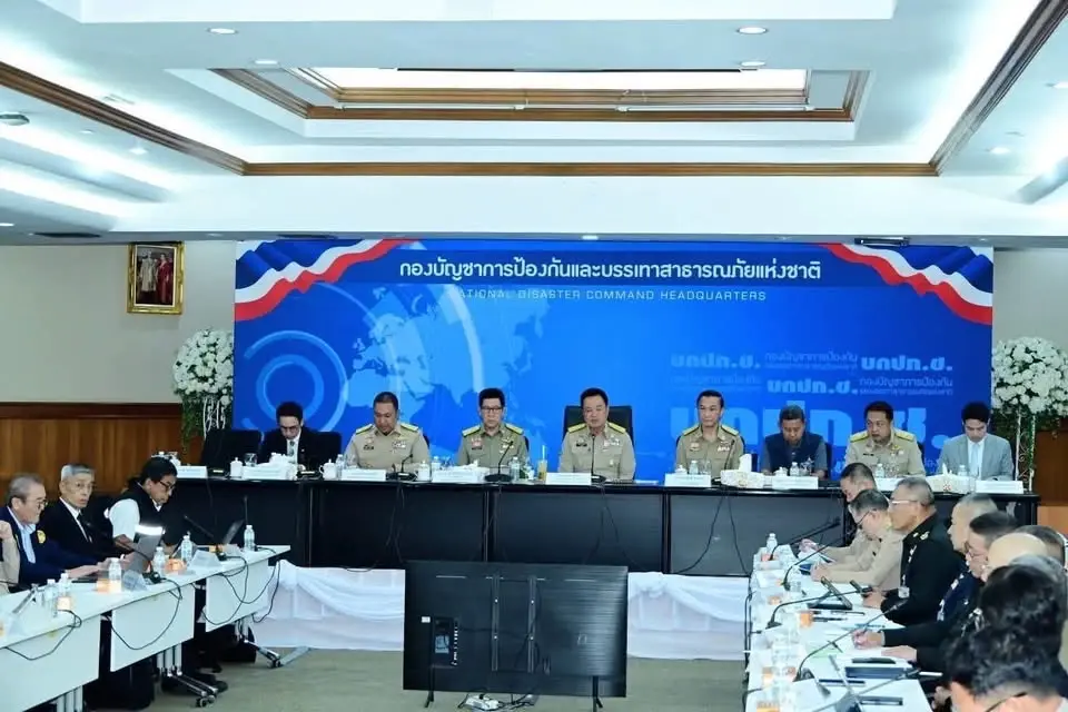 “อนุทิน” เร่งจ่ายเยียวยาน้ำท่วม 4,700 ล้านบาท สั่งโอนรายวัน เริ่มสัปดาห์