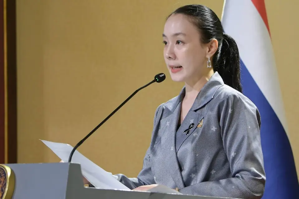 นางสาวลลิดา เพริศวิวัฒนา รองโฆษกประจำสำนักนายกรัฐมนตรี