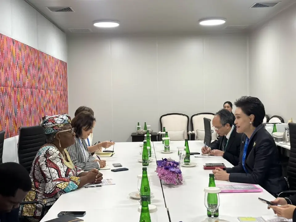 นางศุภจี สุธรรมพันธุ์ รองนายกรัฐมนตรีและรัฐมนตรีว่าการกระทรวงพาณิชย์ หารือ ดร. เอ็นโกซี โอคอนโจ-อิเวียลา ผอ.องค์การการค้าโลก