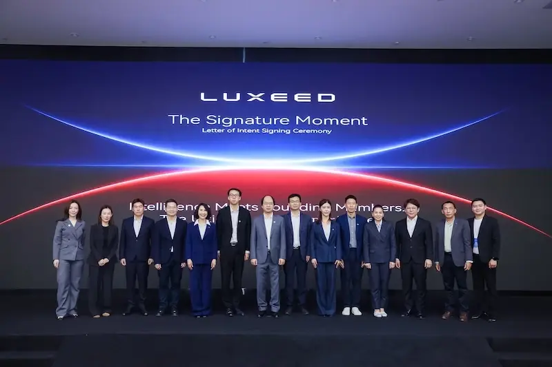 ผู้บริหาร LUXEED กับผู้จำหน่ายกลุ่มแรกในไทย