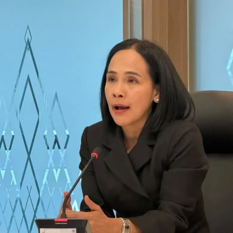 นางพรอนงค์ บุษราตระกูล เลขาธิการ ก.ล.ต.