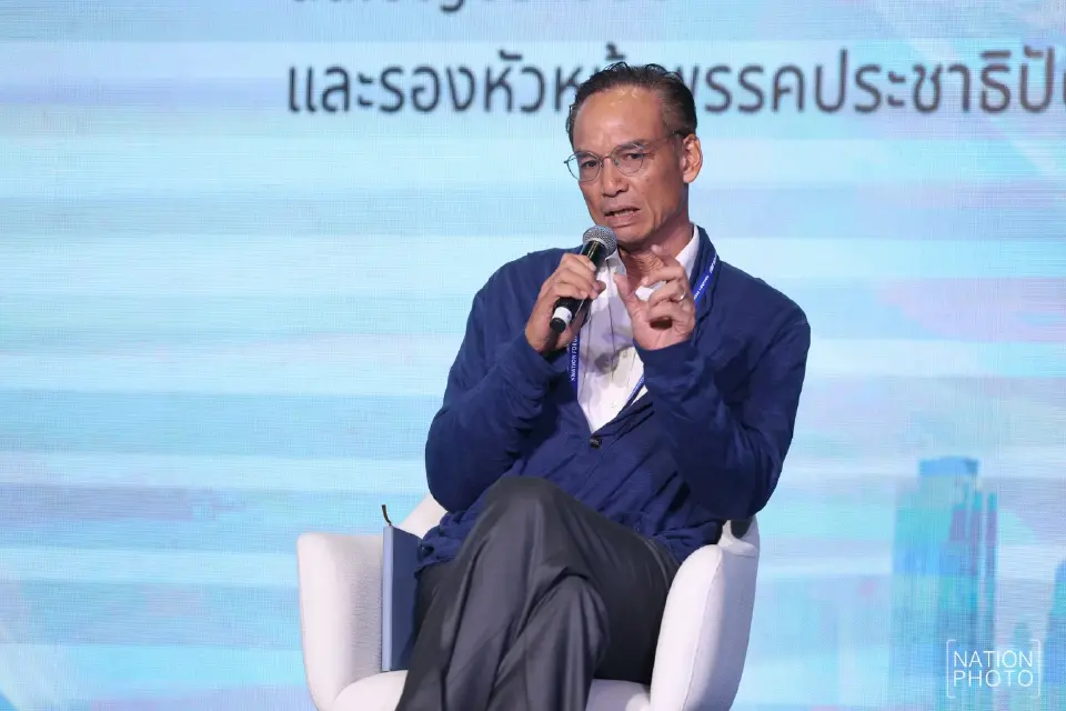 กรณ์ จาติกวณิช สส.บัญชีรายชื่อ และรองหัวหน้าพรรคประชาธิปัตย์