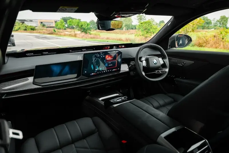 BMW ซีรีส์ 7 ใหม่ (G70 LCI) 3 ทางเลือก ดีเซล-PHEV ประกอบไทย EV นำเข้าเยอรมนี