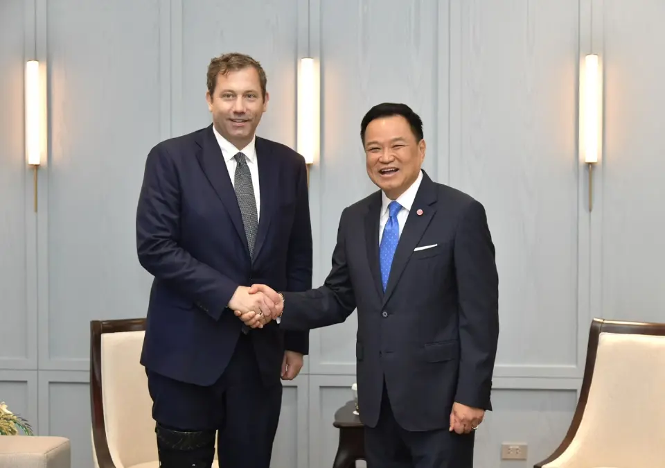 นายกรัฐมนตรีและรัฐมนตรีว่าการกระทรวงมหาดไทย พบหารือกับนายลาร์ส คลิงไบล์ รองนายกรัฐมนตรีและรัฐมนตรีว่าการกระทรวงการคลังเยอรมนี 